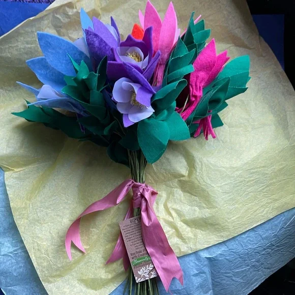 Mixed Color Columbine Artificial Flowers Wedding Bouquet 24 Lot Mixed Media